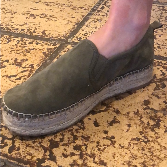 Sam Edelman green suede Espadrilles. Size 8 - Picture 2 of 4